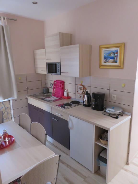 Apartments Cico 시베니크 객실 사진